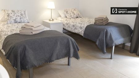 barcelona, Catalonia 08025 - Photo 5