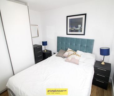 2 bedroom flat to rent - Photo 3