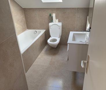 Appartement de 4 pièces au 3ème étage - Foto 2