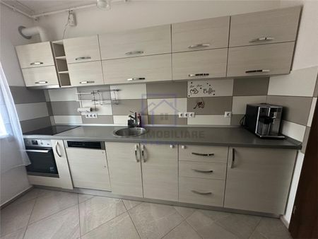 Apartament de inchiriat in Sibiu - 2 camere, decomandat, cu balcon, zona Piata Cluj de inchiriat - Photo 3