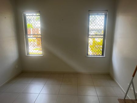 Smithfield - Photo 5