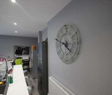 1 bedroom in a house share to rent - Photo 5