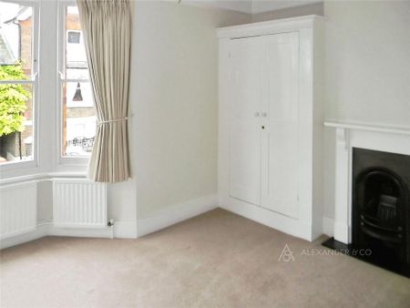 4 bedroom terraced house to rent - Photo 2