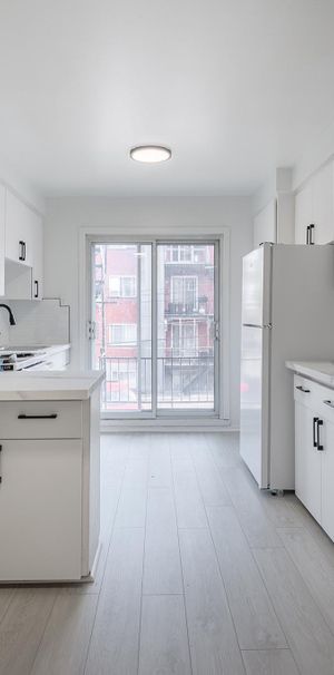 5.5 Rénové à Montréal Nord - Photo 1