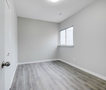 For Lease - 2095 Dufferin Street Unit# 2nd Floor, Toronto, Ontario - Photo 6