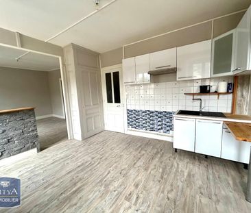 Location Appartement 4 pièces 94m² DUNIERES 43220 - Photo 4