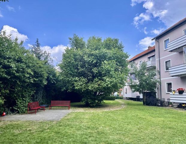 Möbelübernahme möglich: Gepflegte 3-Zimmer-Wohnung zum 01.01.26 frei! - Photo 1