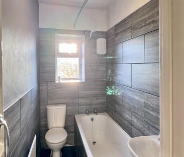 2 Bedroom End Terrace To Let - Photo 6