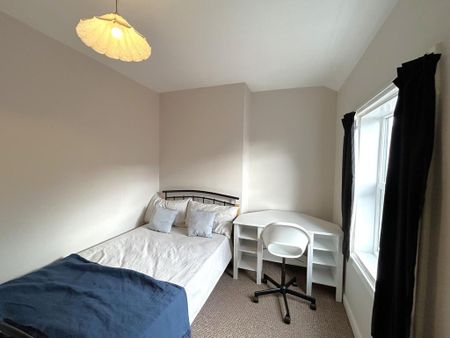 4 bedroom house share to rent - Photo 5