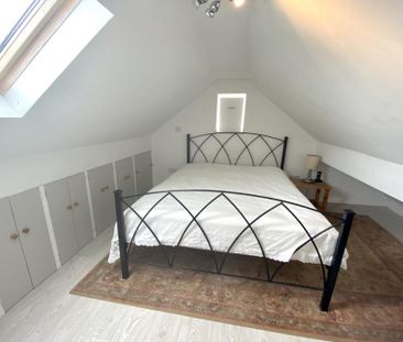 2 bedroom semi-detached house to rent - Photo 2