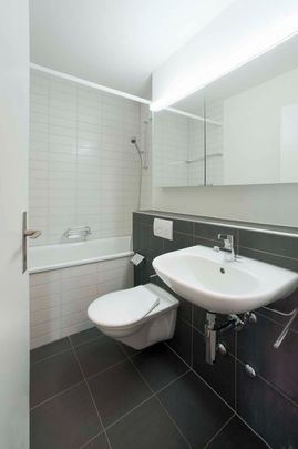 "Erstvermietung nach Totalsanierung" - Photo 1