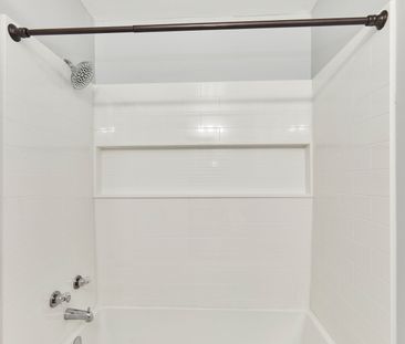 For Lease - 189 Lake Driveway W N/A Unit# 404, Ajax, Ontario - Photo 5