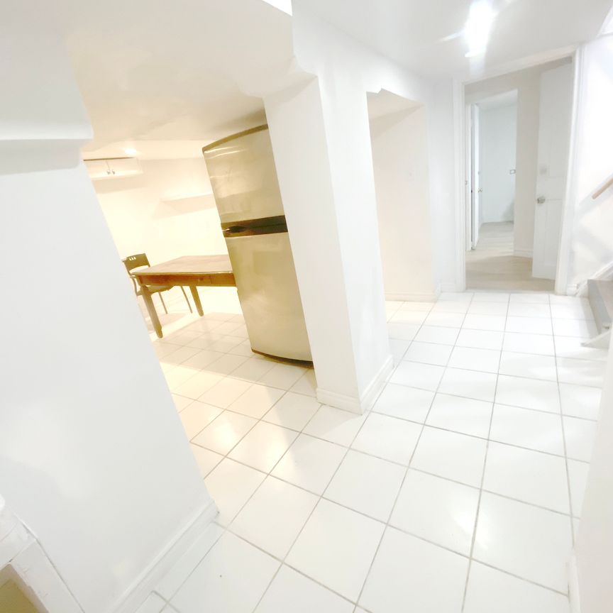 For Lease - 112 Leland Street Unit# Bsmt, Hamilton, Ontario - Photo 1