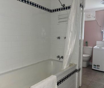 FURNISHED CHARACTER 2 BEDROOM HOME - Photo 6