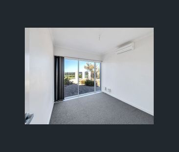 Tee up to this Modern Family Home - Photo 5