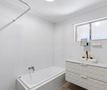 Comfortable Living in Glenelg East - Photo 6