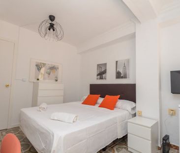 Pasaje Pezuela, Málaga, Andalusia 29010 - Photo 6