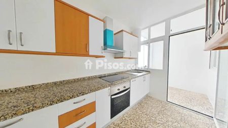 Piso en alquiler en Carolinas - Foto 4