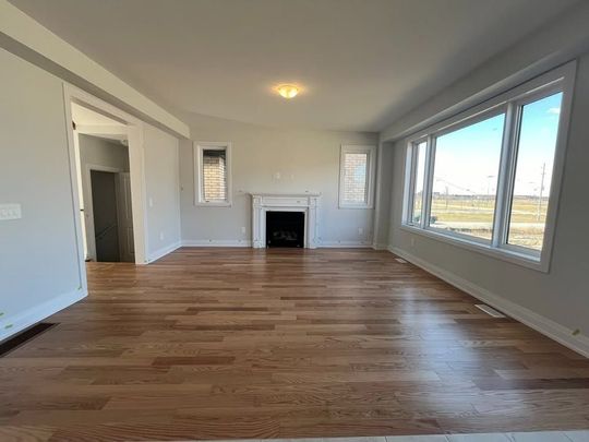 For Lease - 51 Corley Street, Kawartha Lakes, Ontario - Photo 1