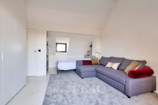 Location studio, Paris 4ème (75004), 1 pièce, 23 m², ref 86068044 - Photo 1