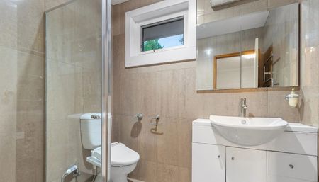 Single-Level Living in a Convenient Location - Photo 5