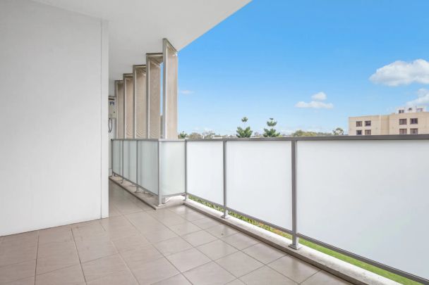 Executive Style Living In Prime Location - Photo 1