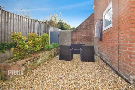 1 bedroom apartment to rent - Photo 3