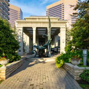 For Lease - 15 Greenview Avenue Unit# 2508, Toronto, Ontario - Photo 2