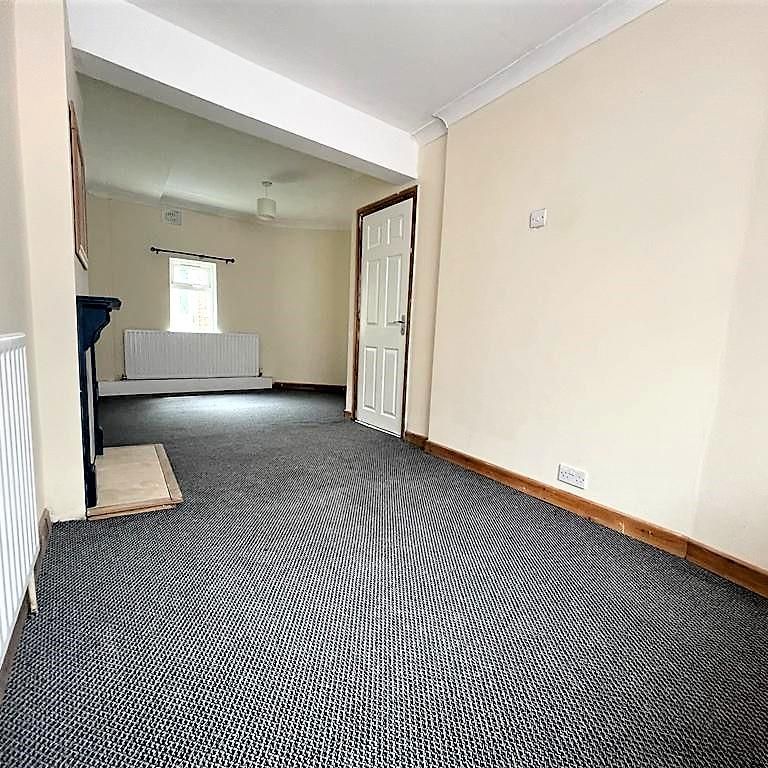 St James’s Road, Croydon - Photo 1