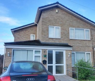 Launceston Close, Winsford - Photo 4