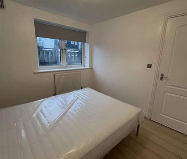 Campbell Road, London, E3 - Photo 3