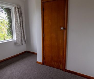 Looking for an easy care, warm home? - Photo 2