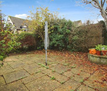 2 bedroom property to rent - Photo 1