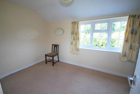 2 bedroom cottage to rent - Photo 2