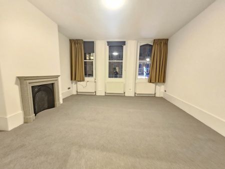 Studio Flat, Hampstead High Street, NW3 - Photo 2