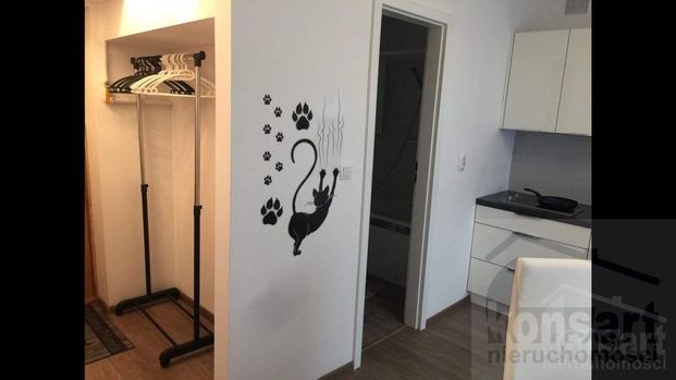 Duża, ładna kawalerka z balkonem - Photo 1