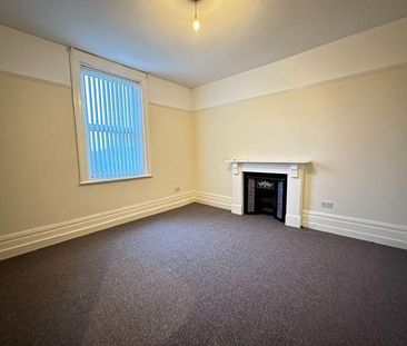 3 bedroom apartment to rent - Photo 3