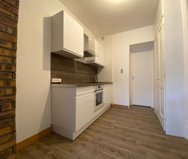 Location Appartement 2 pièces 63m² BESANCON 25000 - Photo 2