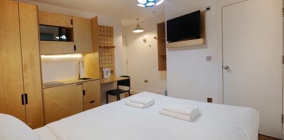 BILLS INCLUDED - Bright and modern studio flat in Philbeach Gardens, London SW5 - Photo 2