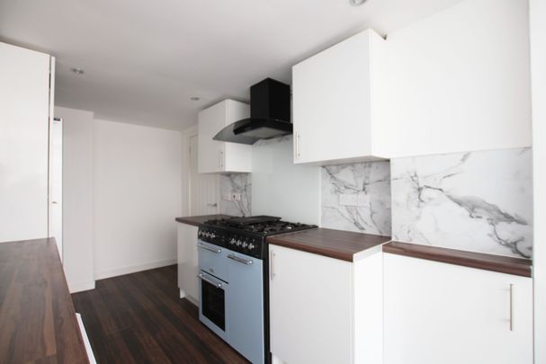 Dodhill Place, Knightswood, Glasgow - Photo 1