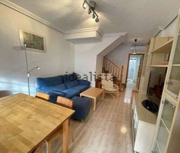 Alquiler de chalet adosado en Calle los Rosales - Photo 4