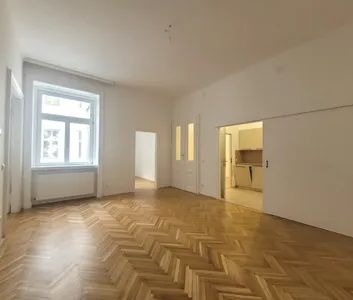 SANIERTE ALTBAUWOHNUNG BEIM MUSEUMSQUARTIER! - Photo 1