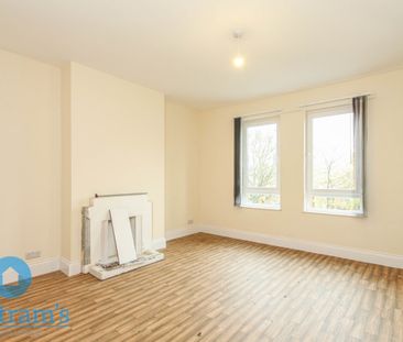 2 bed Flat for Rent - Photo 3