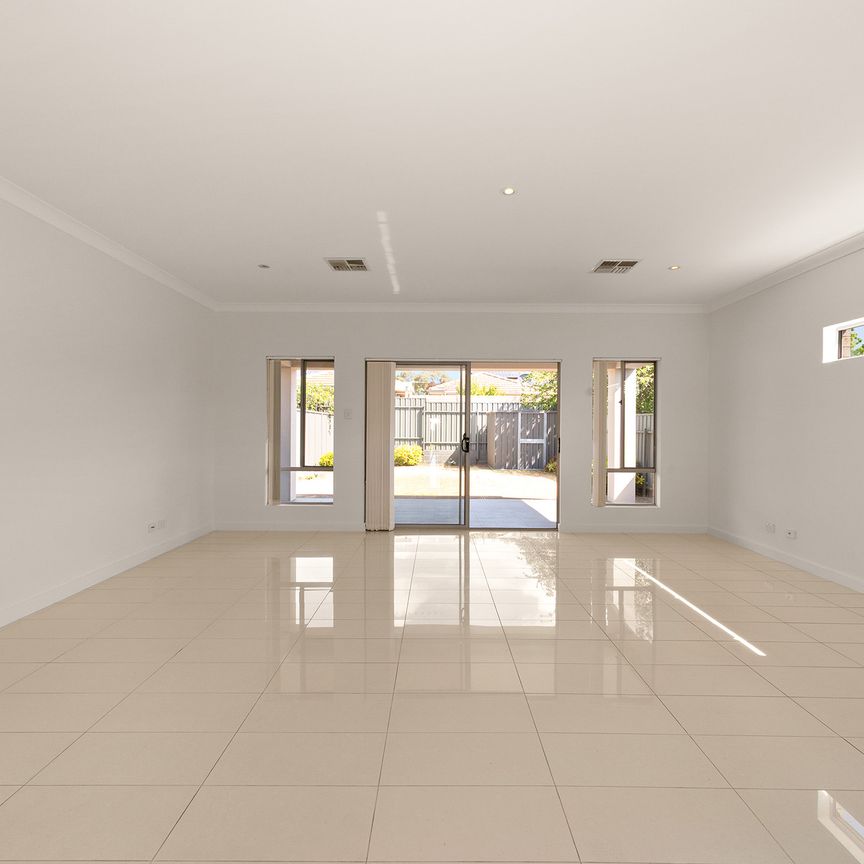 22b Hancock Avenue, Campbelltown SA 5074 - House For Rent | Domain - Photo 1