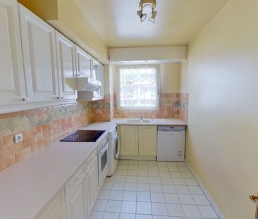 Location Appartement 3 pièces 69m² - Photo 5