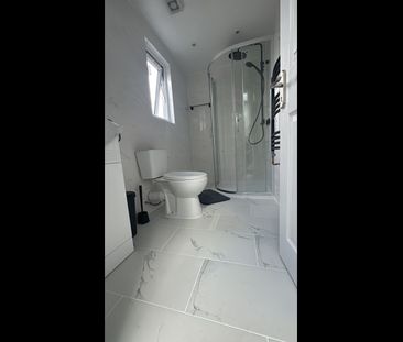 Room in a Shared House, Boundary Road, E17 - Photo 1