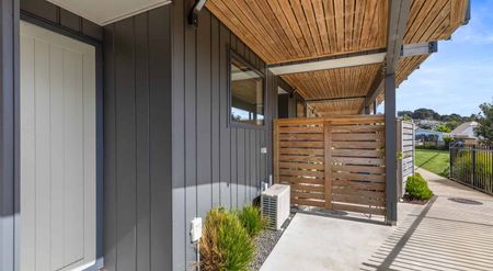 Magical Montgomery - Photo 5