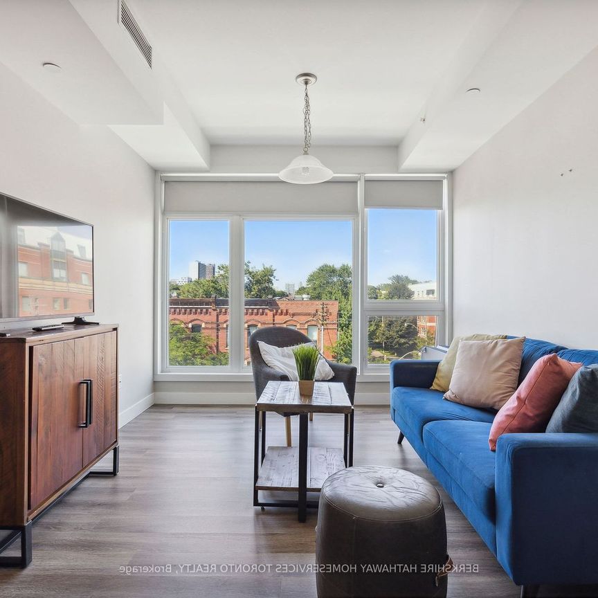 For Lease - 335 College Street Unit# 406, Toronto, Ontario - Photo 1