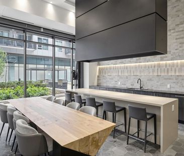 For Lease - 2450 Old Bronte Road Unit# 442, Oakville, Ontario - Photo 2