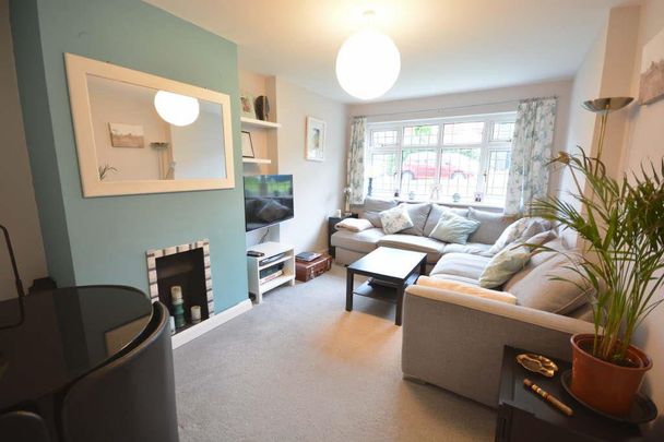 Bridge Road, Epsom, Surrey, KT17 4AJ - Photo 1